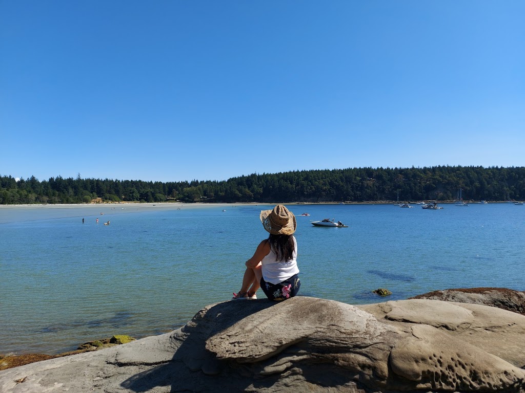 Tribune Bay Provincial Park Entrance | St Johns Point Rd, Hornby Island, BC V0R 1Z0, Canada | Phone: (800) 689-9025