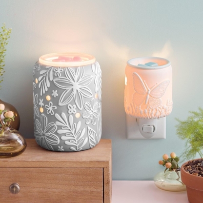 Chantal Brideau conseillère indépendante Scentsy | 100 Rue de Miramas, Terrebonne, QC J6Y 0G4, Canada | Phone: (438) 925-0710