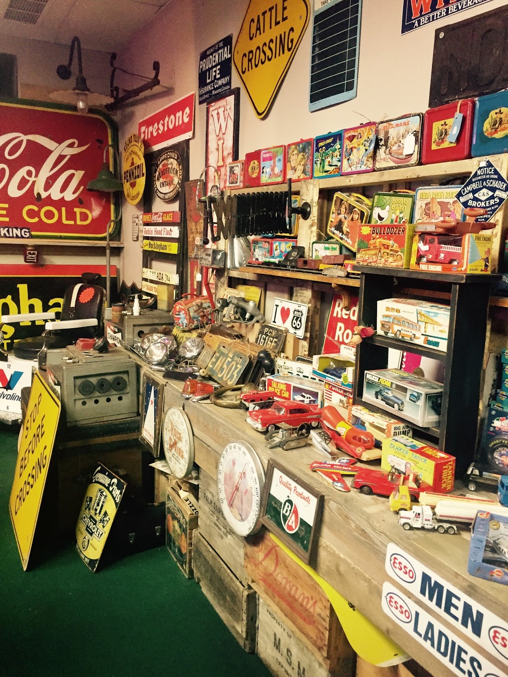 Diggers Antiques & Collectables | 303 Victoria Ave E, Thunder Bay, ON P7C 1A4, Canada | Phone: (807) 623-8808