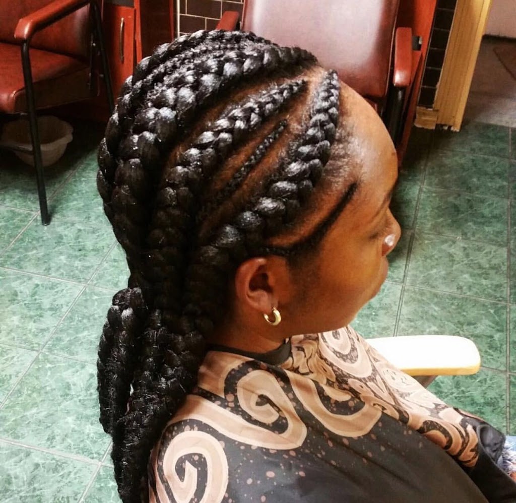 Nadines Hair Studio | 1562 Eglinton Ave W, York, ON M6E 2G8, Canada | Phone: (416) 781-3065