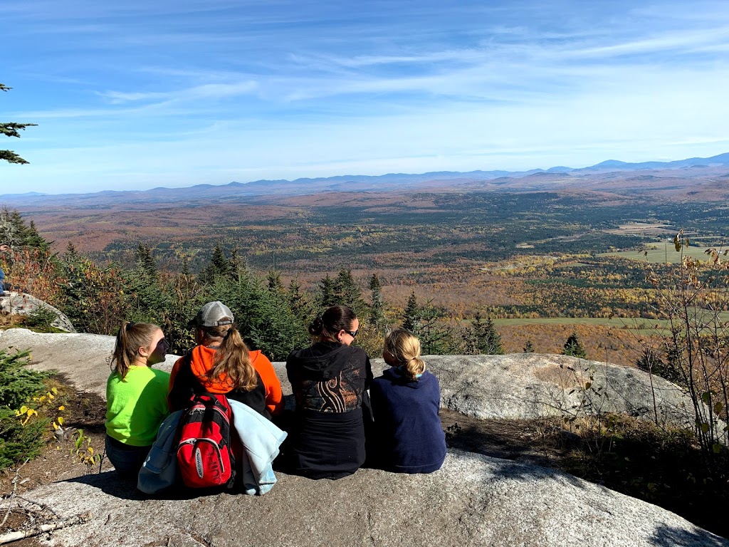 Refuge des Pèlerins | Val-Racine, QC J0B 2E0, Canada | Phone: (819) 888-2941