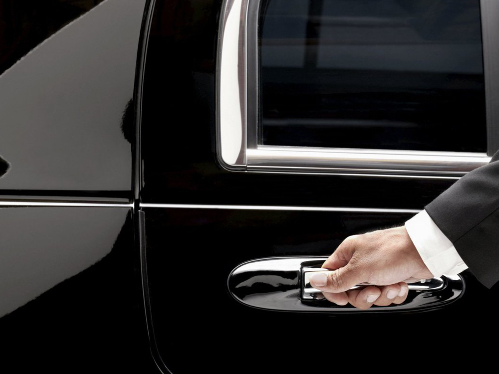 Limousines Rive Sud | 1280, Rue Volta, Boucherville, QC J4B 6G6, Canada | Phone: (450) 651-1500