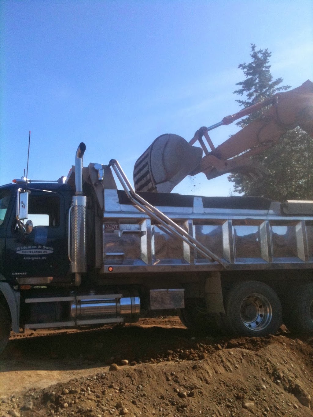 Wideman & Sons Contracting Ltd | 25390 8 Ave, Aldergrove, BC V4W 2G9, Canada | Phone: (604) 230-2407