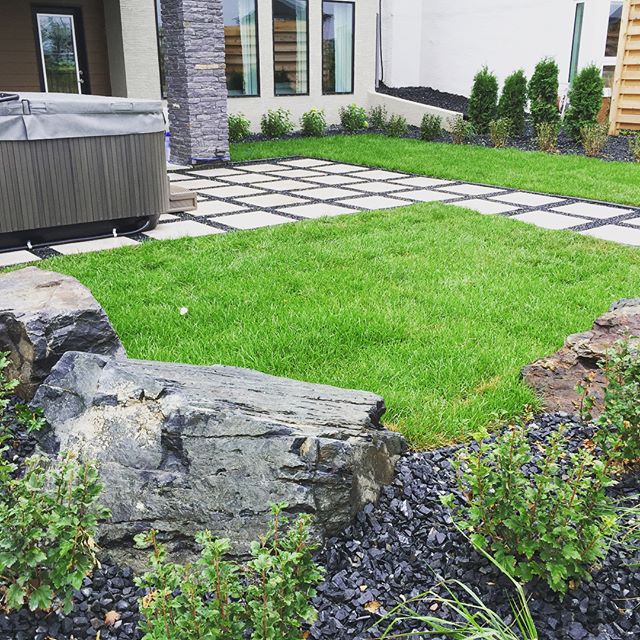 Dewitt Landscapes | 15 Robin Rd, Lorette, MB R5K 0Z9, Canada | Phone: (204) 791-4391