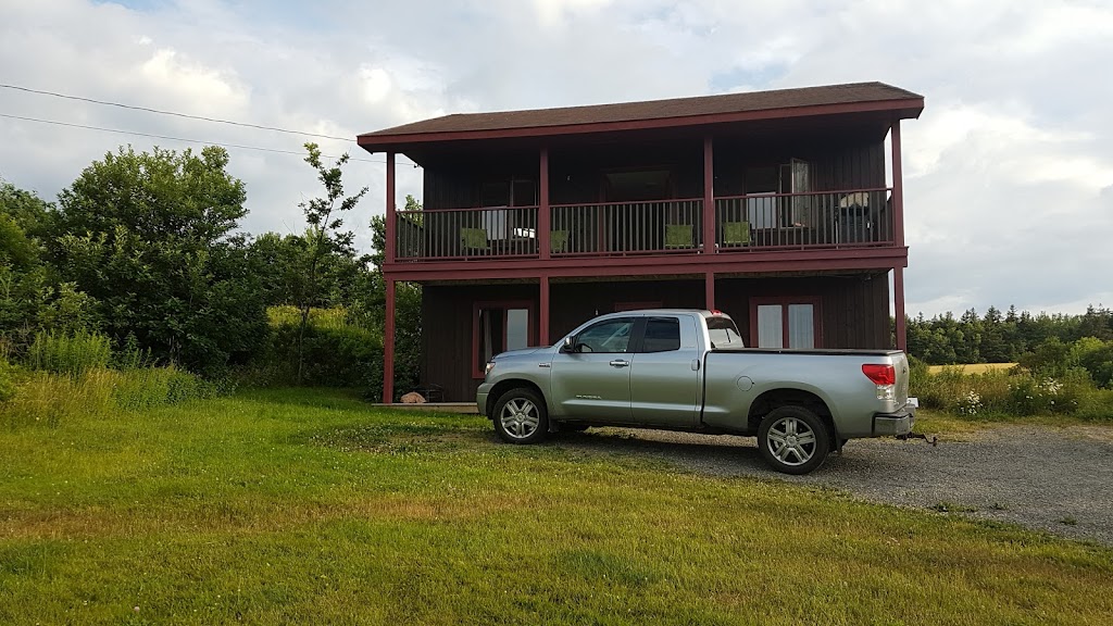 Margaree Harbour Guest House | 3862 Shore Rd, Margaree, NS B0E 1Y0, Canada | Phone: (902) 248-2122