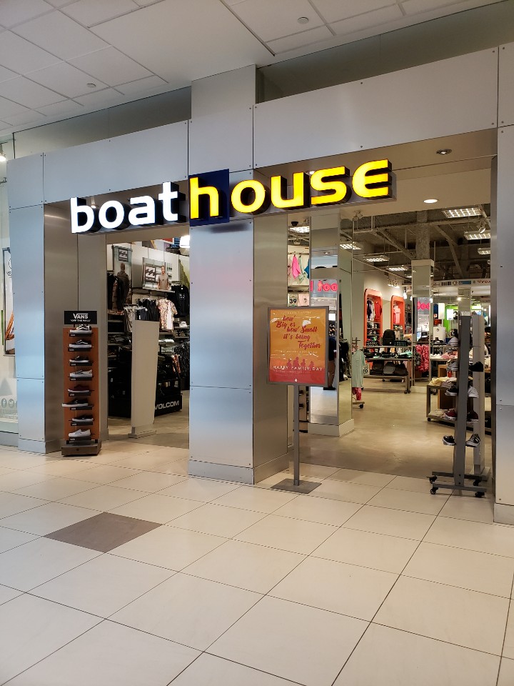 Boathouse | 1200 St. Laurent Blvd, Ottawa, ON K1K 3B8, Canada | Phone: (613) 741-0643