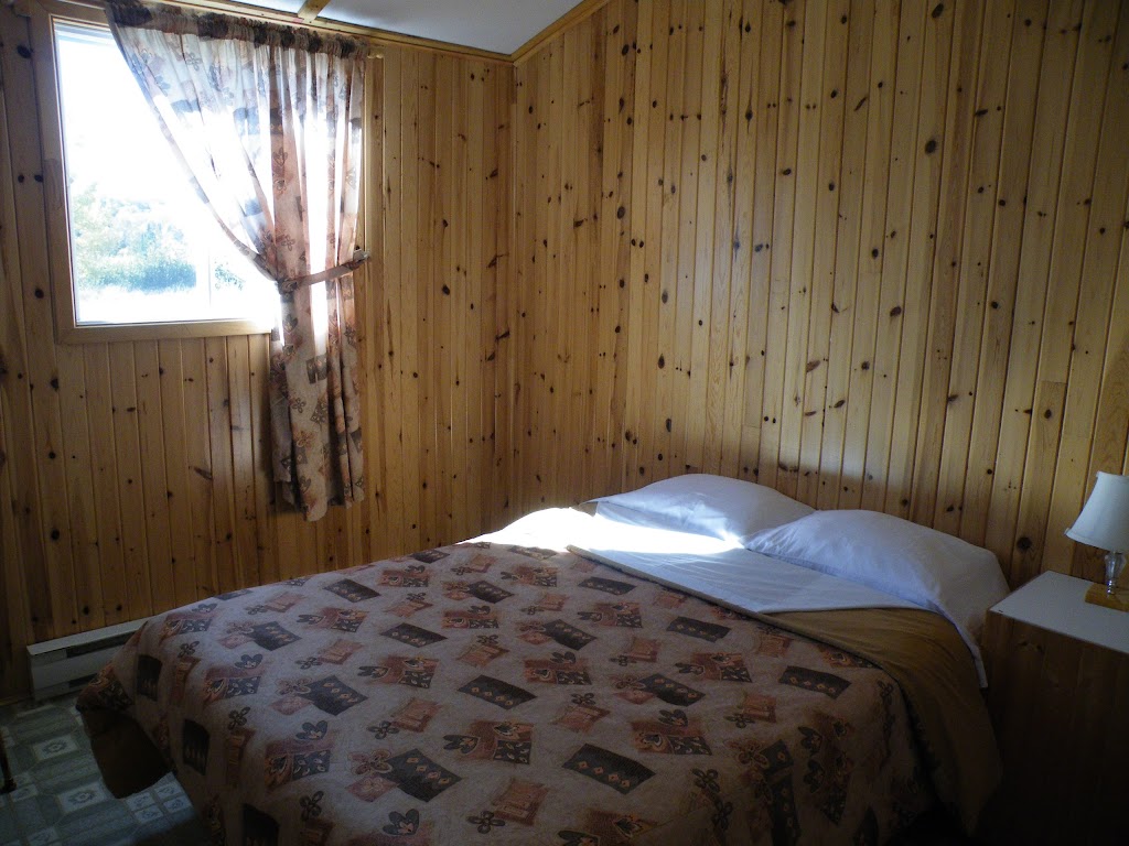 Chalets Shipek Essipit / Shipek Cottages Essipit | 520 QC-138, Les Escoumins, QC G0T 1K0, Canada | Phone: (418) 233-2266