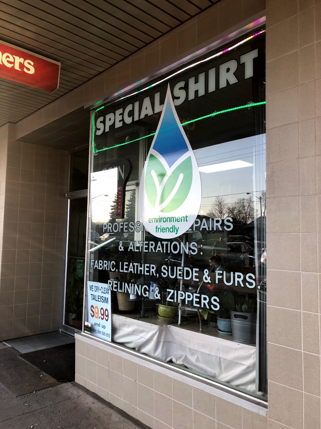 Sheppard Plaza Cleaners | 640 Sheppard Ave W, North York, ON M3H 2S1, Canada | Phone: (416) 635-1046