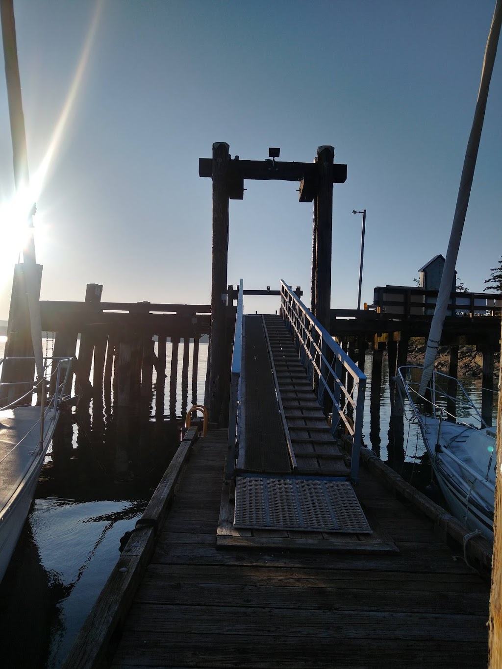 Port Washington Public Dock | Southern Gulf Islands, BC V0N 2M1, Canada | Phone: (250) 629-6111