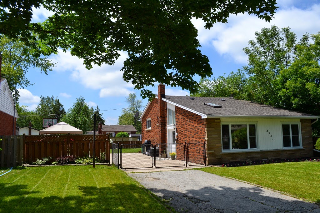 Niagara Falls Vacation Rentals | 8341 Breadner Crescent, Niagara Falls, ON L2G 6N6, Canada | Phone: (289) 257-0987