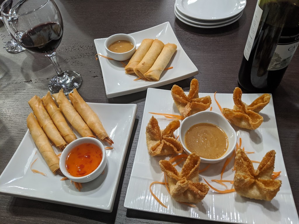 Meesais Thai Kitchen | 1271 Commissioners Rd W, London, ON N6K 1C9, Canada | Phone: (519) 657-3636