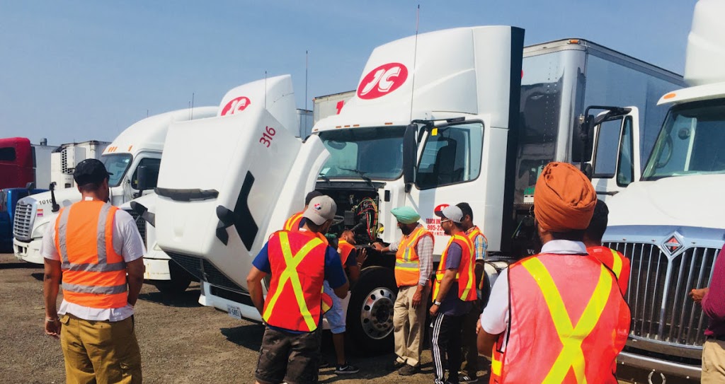 JC TRUCK DRIVING SCHOOL | 740 Beaverdale Rd #2, Cambridge, ON N3C 2V3, Canada | Phone: (416) 891-1722