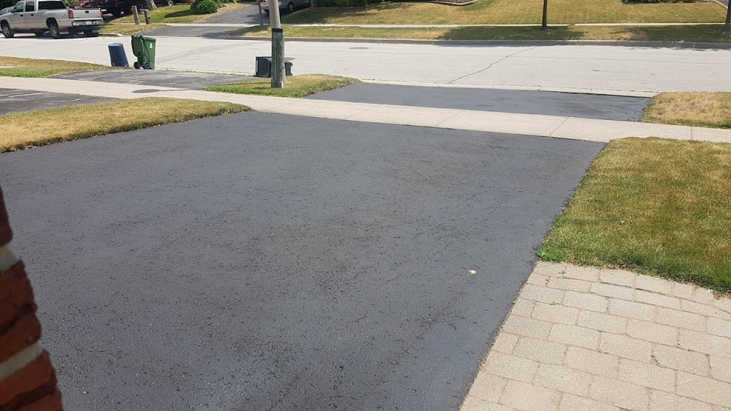 Lifetime Driveways Inc | 7 Aberfeldy Crescent, Thornhill, ON L3T 4C1, Canada | Phone: (647) 966-3009