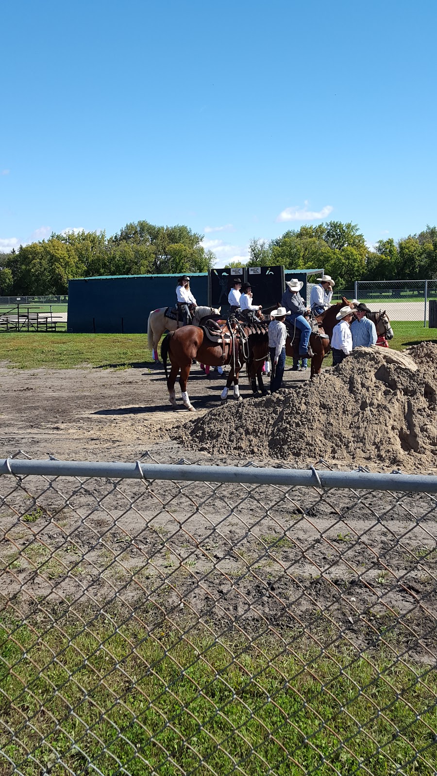 Carman Arena | 44 Kings Park Rd, Carman, MB R0G 0J0, Canada | Phone: (204) 745-2684