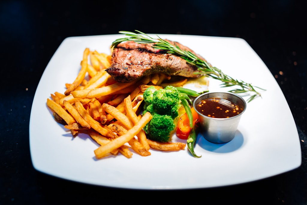 Sparks Premium Grill + Bar | 2620 Rutherford Rd #118, Vaughan, ON L4K 0H1, Canada | Phone: (905) 553-8777