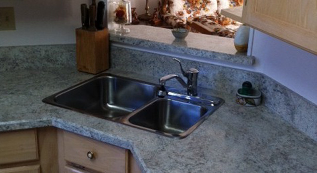 Clearbrook Countertops | 579 Clearbrook Rd, Abbotsford, BC V2T 5X1, Canada | Phone: (604) 852-5528