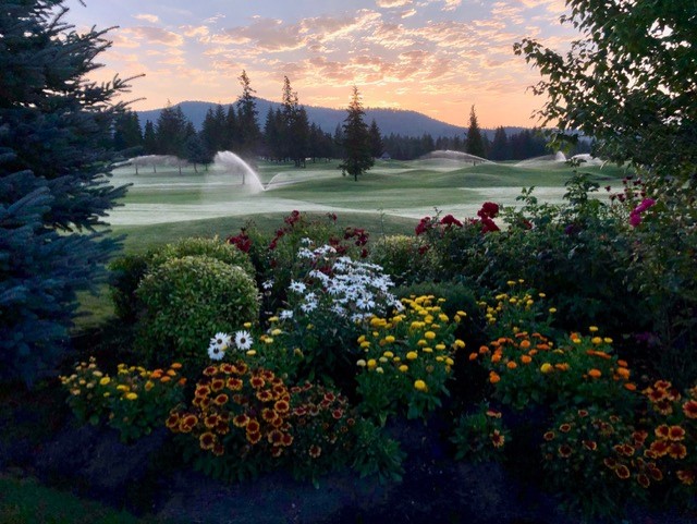 Shuswap Lake Golf Course at Blind Bay | 2404 Centennial Dr, Blind Bay, BC V0E 1H0, Canada | Phone: (250) 675-2315