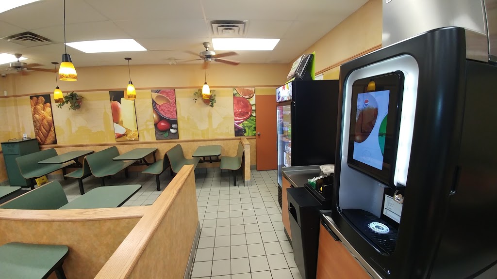 Subway | 645 Hurontario St, Collingwood, ON L9Y 2N6, Canada | Phone: (705) 443-4343