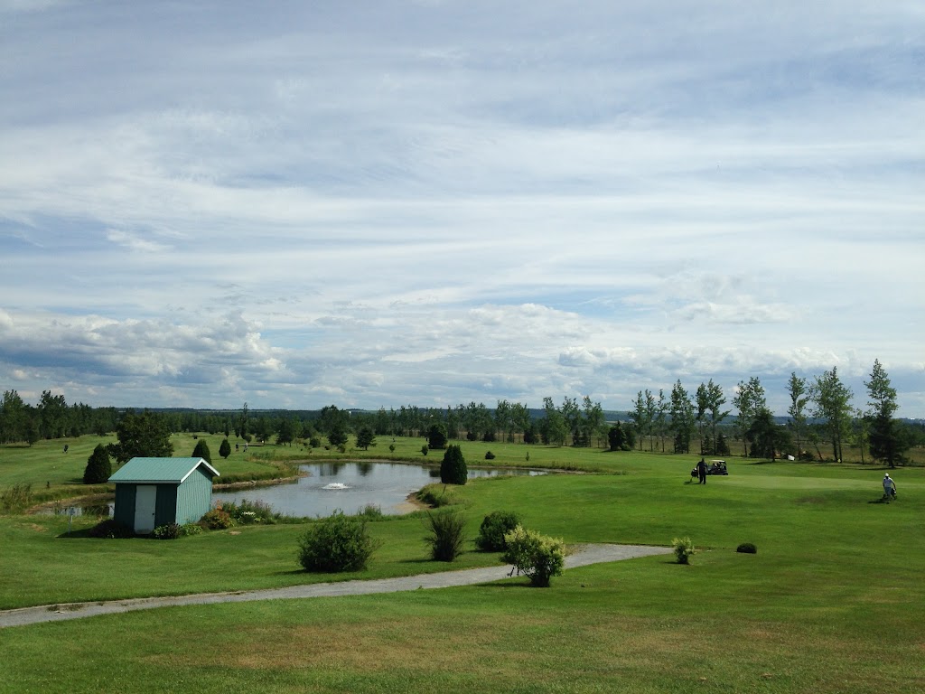 Club De Golf Cacouna | 960 Rue du Patrimoine, Cacouna, QC G0L 1G0, Canada | Phone: (418) 862-9649