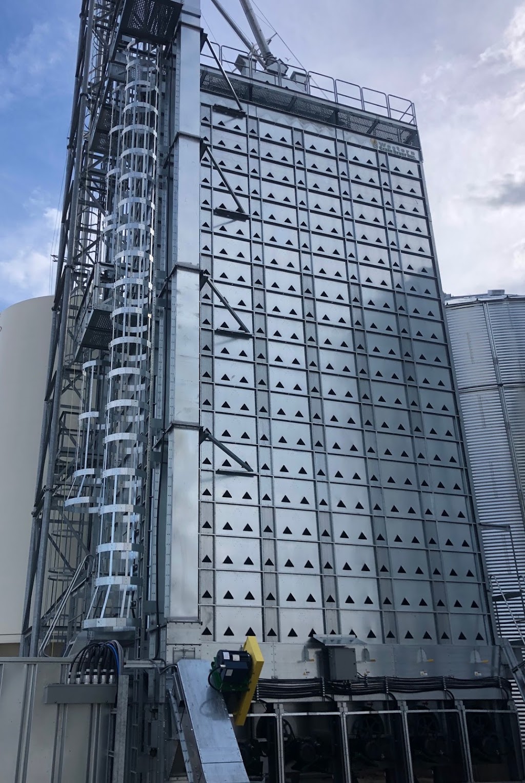 Western Grain Dryer Inc | Box 366, 96 Main St E, Elie, MB R0H 0H0, Canada | Phone: (204) 353-2222