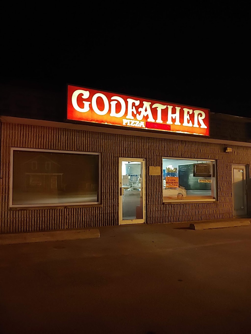 Godfather Pizza | 950 Queen St, Kincardine, ON N2Z 2Y2, Canada | Phone: (519) 396-4444