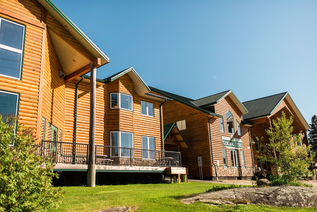 Pinewood Lodge | MB-307, Seven Sisters Falls, MB R0E 1Y0, Canada | Phone: (204) 348-7549