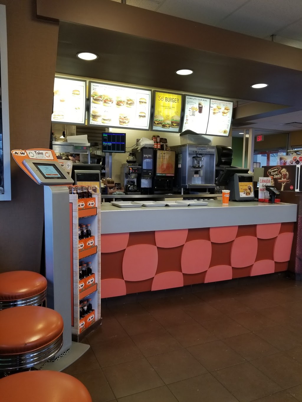 A&W Canada | 19840 96 Ave, Langley City, BC V1M 3B9, Canada | Phone: (778) 298-1171