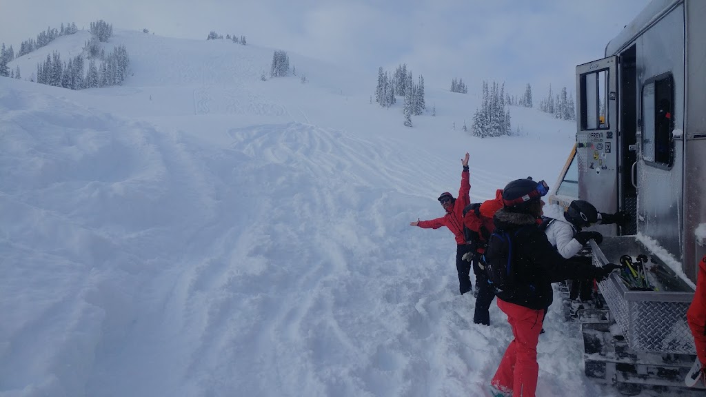 Monashee Powdercats Lodge | North Okanagan E, BC V0E 2S0, Canada | Phone: (250) 545-0661