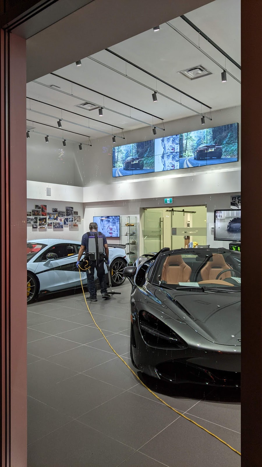 McLaren Vancouver | 1711 W 2nd Ave, Vancouver, BC V6J 1H7, Canada | Phone: (604) 731-9332