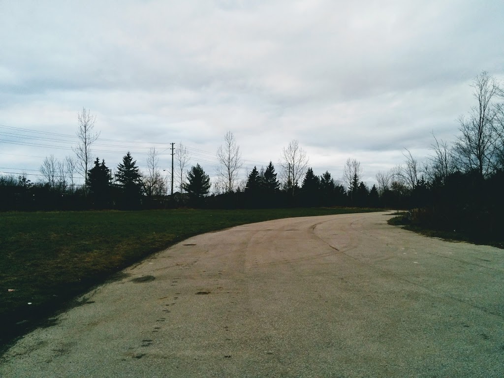 Foster Woods - Parking Lot | Kleinburg, ON L0J 1C0, Canada