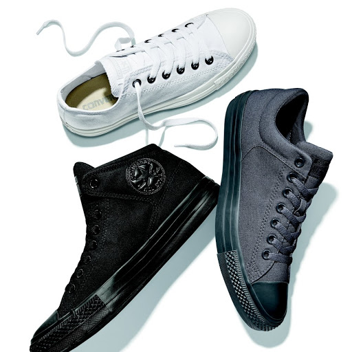 Famous Footwear | QUAKER CROSSING, 3465 Amelia Dr, Orchard Park, NY 14127, USA | Phone: (716) 515-4416