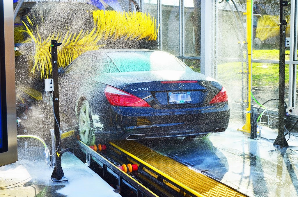 SpeedWash | 8407 King George Blvd, Surrey, BC V3W 7J7, Canada | Phone: (604) 593-1717