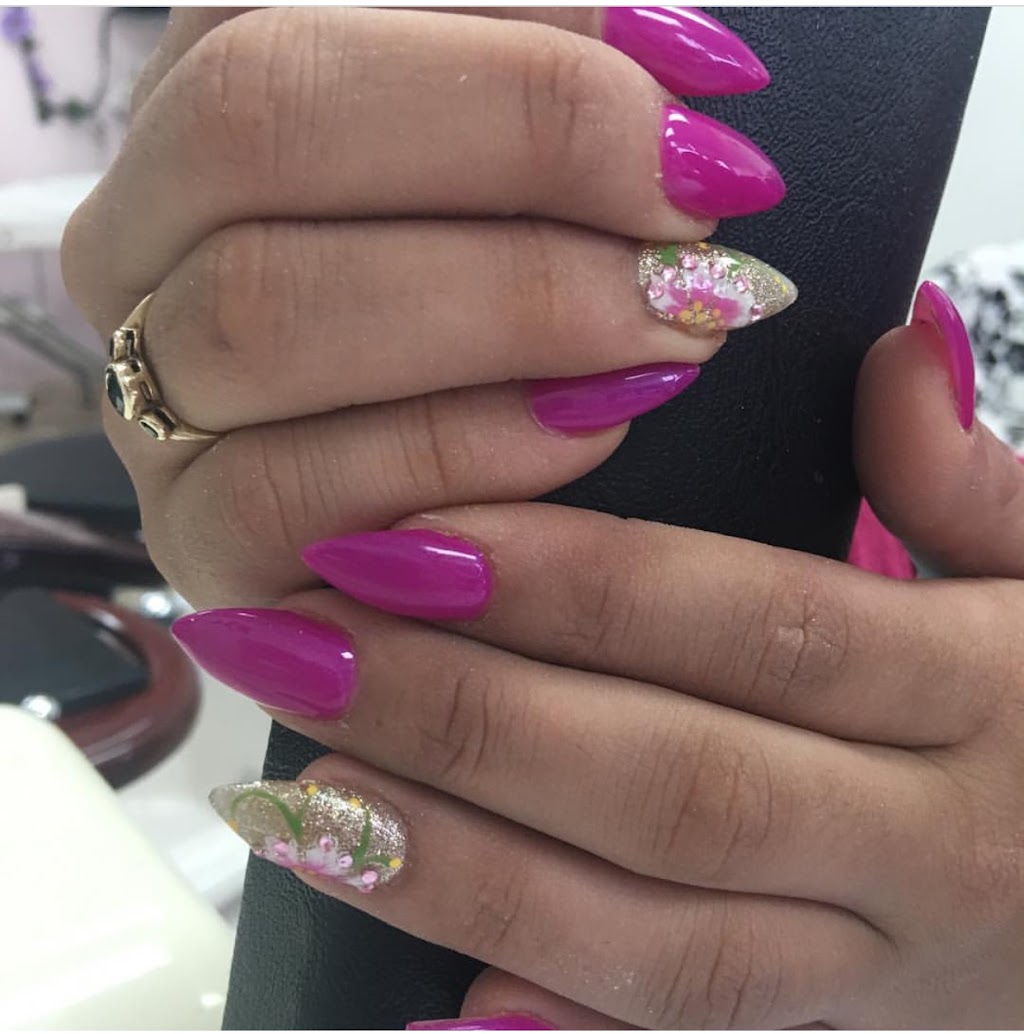 Cutie Nails & Spa | 1709 52 St SE, Calgary, AB T2A 1V1, Canada | Phone: (403) 248-7077