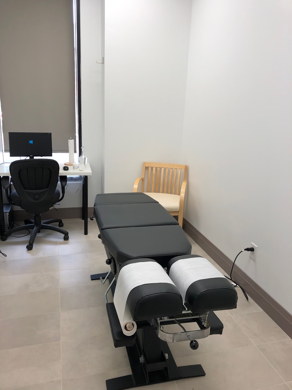 Burlington Chiropractic Pain Clinic - Free Consultation! | Bona Vista Medical Center, 5220 Dundas St, Burlington, ON L7R 3X4, Canada | Phone: (905) 481-2613