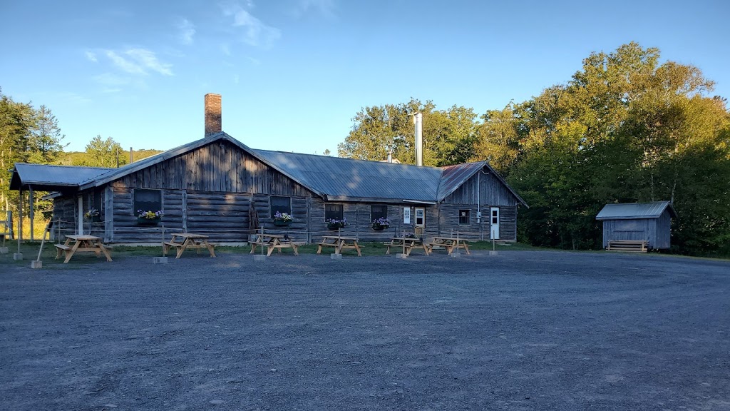 Sugar Moon Farm | 221 Alex MacDonald Rd, Tatamagouche, NS B0K 1V0, Canada | Phone: (902) 657-3348