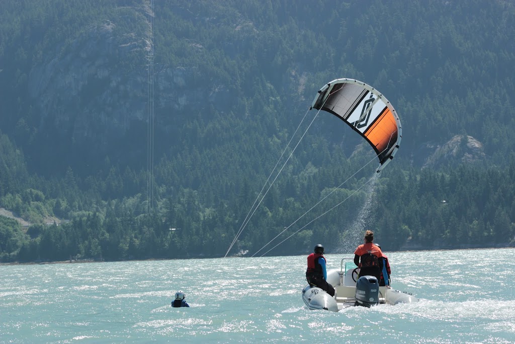 Squamish Boat Rentals (Office) | 38124 Loggers Ln, Squamish, BC V8B 0K1, Canada | Phone: (855) 569-5483