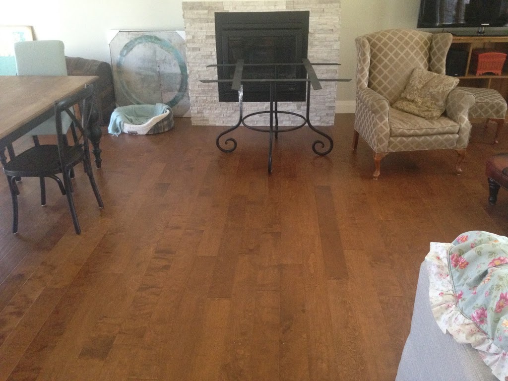 PROFESSIONAL CUSTOM FLOORING INSTALLATIONS AND RENOVATIONS | 333 Holden St, Collingwood, ON L9Y 0E2, Canada | Phone: (705) 888-7467