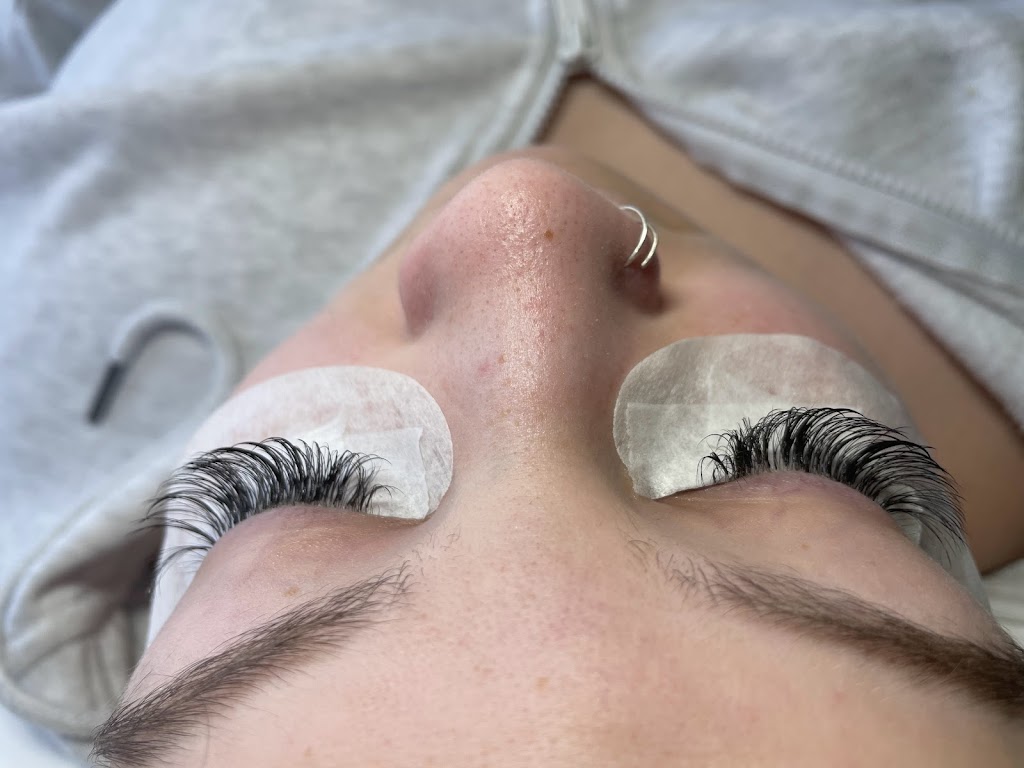 Haru’z Lash Extensions | 1383 Crossfield Ave, Kingston, ON K7P 0E7, Canada | Phone: (289) 264-9495