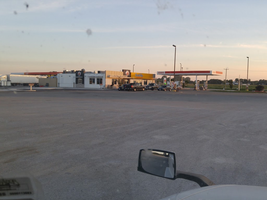 Esso | 5906 Oil Heritage Rd, Wyoming, ON N0N 1T0, Canada | Phone: (519) 845-3249
