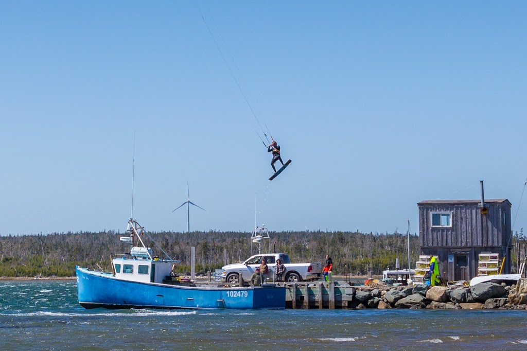 Halifax Kitesurfing School | 4030 Lawrencetown Rd, Lawrencetown, NS B2Z 1L4, Canada | Phone: (902) 789-5483