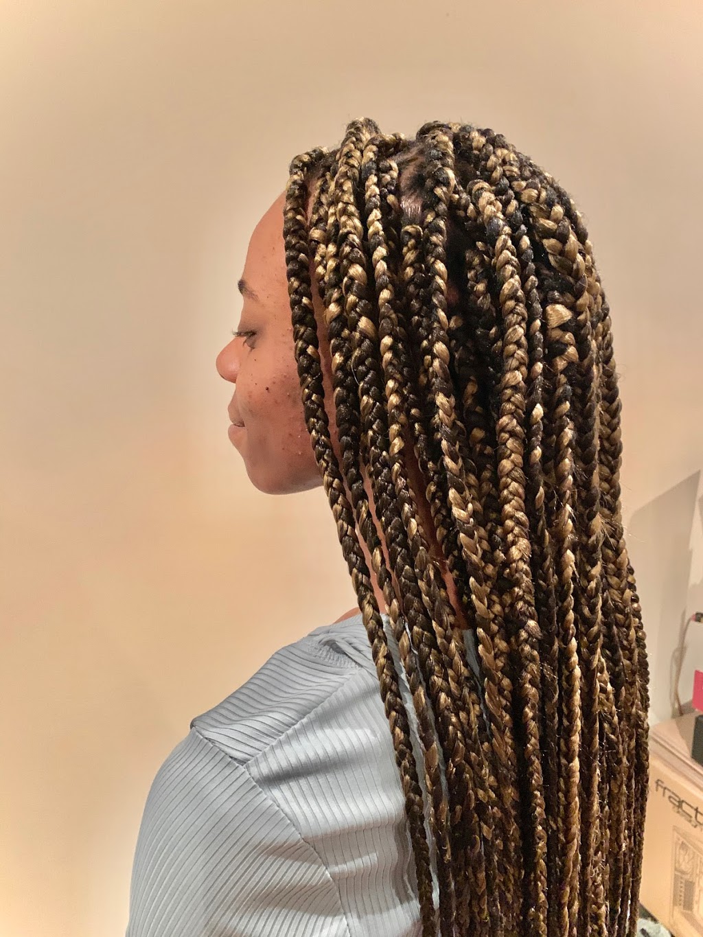 Cherrys African Hair Braiding Salon. (BOX BRAIDS ONLY) | 159 Lealinds Rd, Vaughan, ON L6A 0M3, Canada | Phone: (647) 250-2710