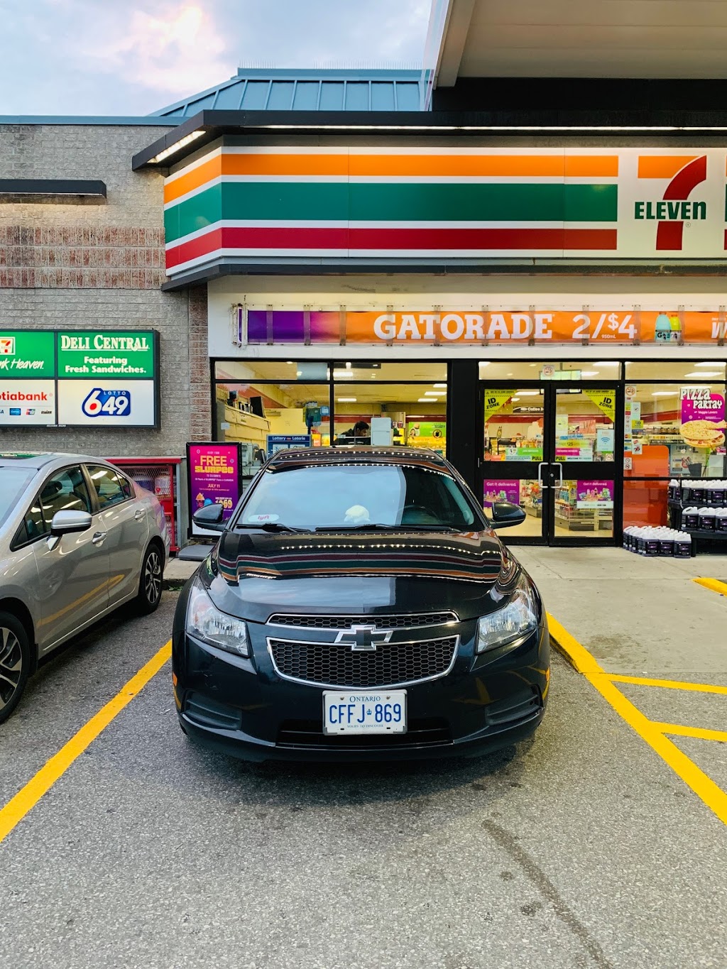 7-Eleven | 2330 Battleford Rd, Mississauga, ON L5N 3K6, Canada | Phone: (905) 814-6200