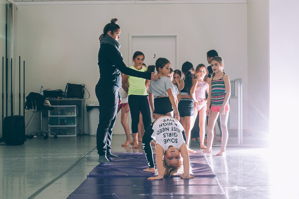 ONeill Academy Of Dance | 1106 Dearness Dr #1&2, London, ON N6E 1M2, Canada | Phone: (519) 601-6233