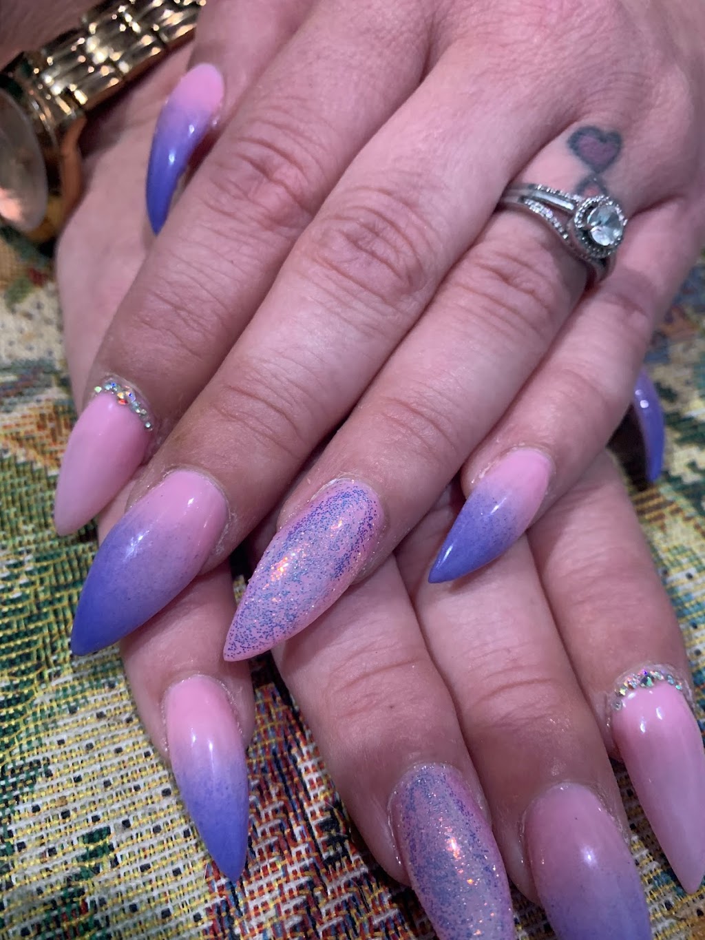 Majestic Nails | 6689 Lundys Ln, Niagara Falls, ON L2G 1V4, Canada | Phone: (905) 353-1864