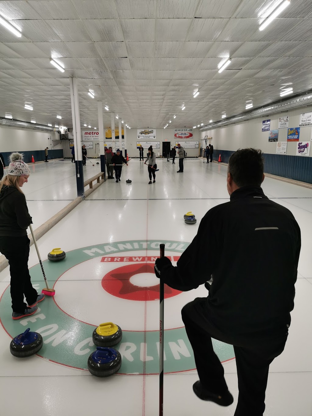 Renfrew Curling Club Ltd | 195 Xavier St, Renfrew, ON K7V 1L3, Canada | Phone: (613) 432-5001