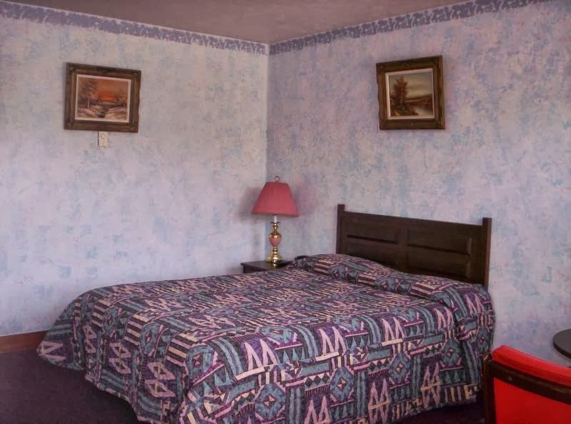 Haven Motel | 215 Garrison Rd, Fort Erie, ON L2A 1M6, Canada | Phone: (905) 871-2171