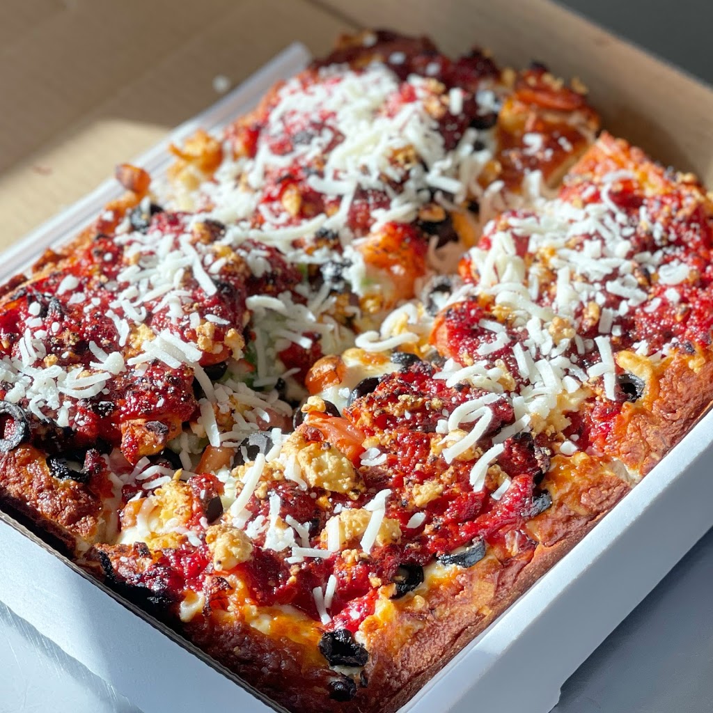 Red Top Pizza - Detroit Style (Brentwood) | 1350 Northmount Dr NW, Calgary, AB T2L 0E8, Canada | Phone: (403) 270-4688