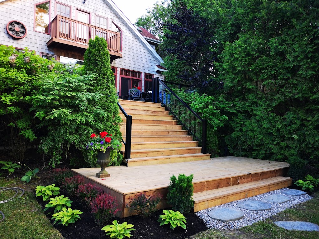 Crystal landscaping | 159 Metro Rd S, Keswick, ON L4P 1W7, Canada | Phone: (416) 818-5063