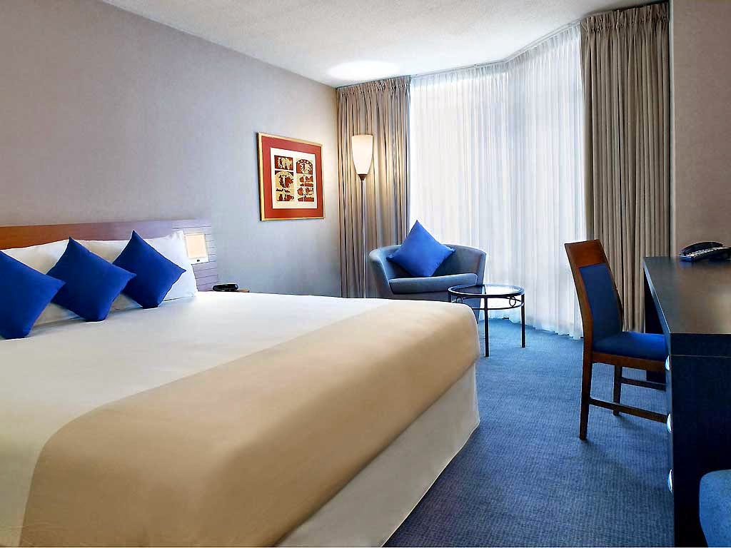 Hotel Novotel Toronto North York | 3 Park Home Ave, North York, ON M2N 6L3, Canada | Phone: (416) 733-2929