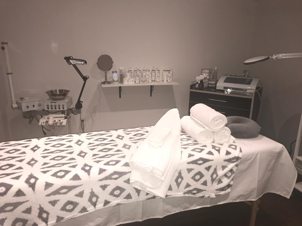 Natural Touch Spa | 5817 Whitehorn Ave, Mississauga, ON L5V 2W6, Canada | Phone: (416) 587-0927